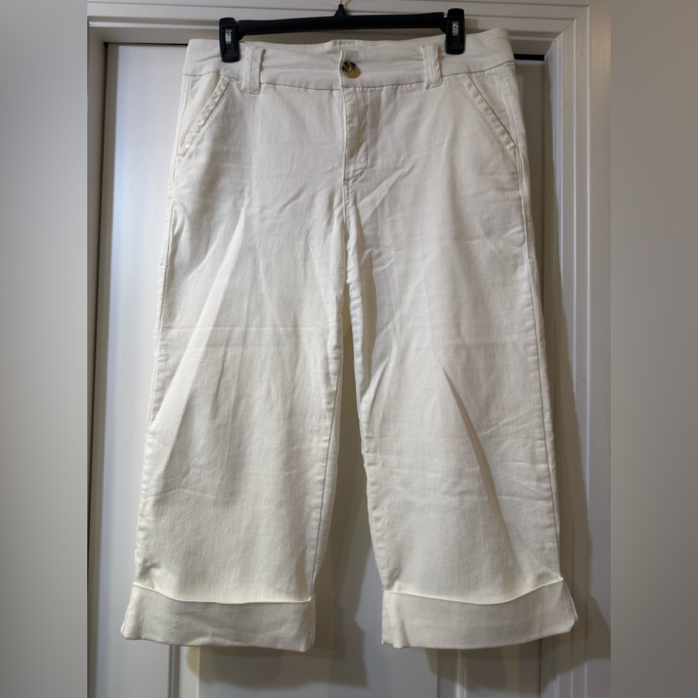Maurice’s Women's White Capris